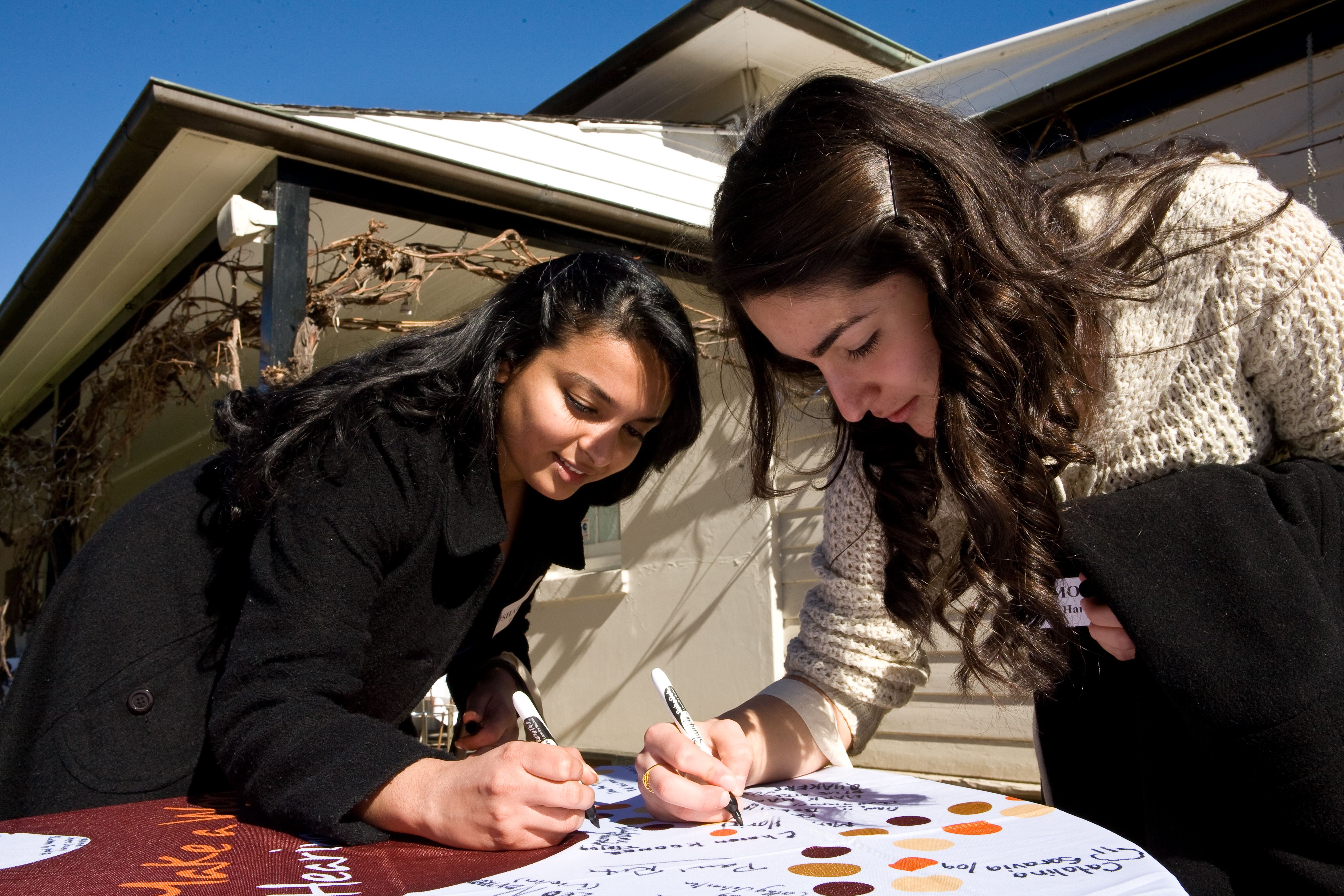 Bahais participate in major inter-faith event